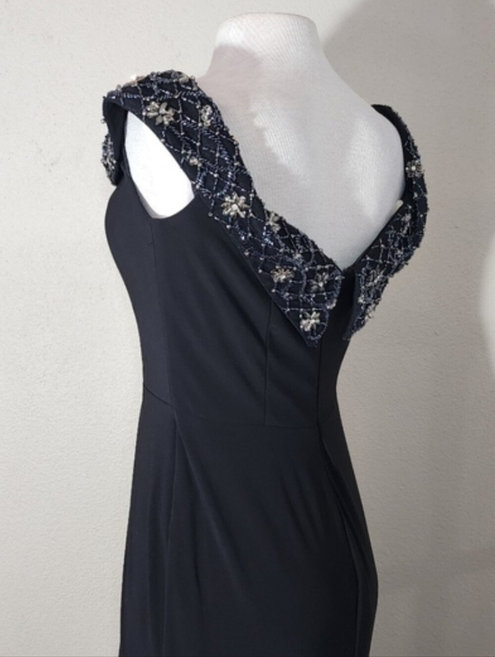 Faviana Dress Glamour Off Shoulder Sweetheat Neckline Maxi Black Size 8 - Picture 11 of 16